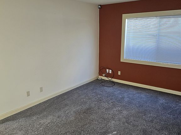 3rd image of 430 S 38th St