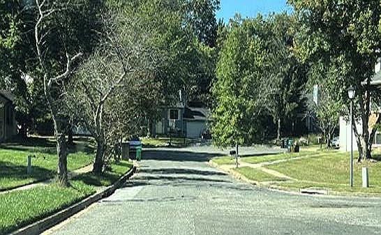 2nd image of 4902 Vienna Dr