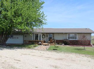 1468 Jeep Rd, Abilene, KS 67410