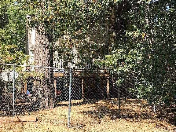 2nd image of 377 Spruce Dr