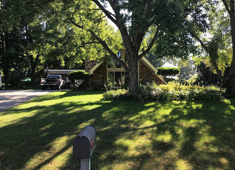 1st image of 54920 Sunset Dr