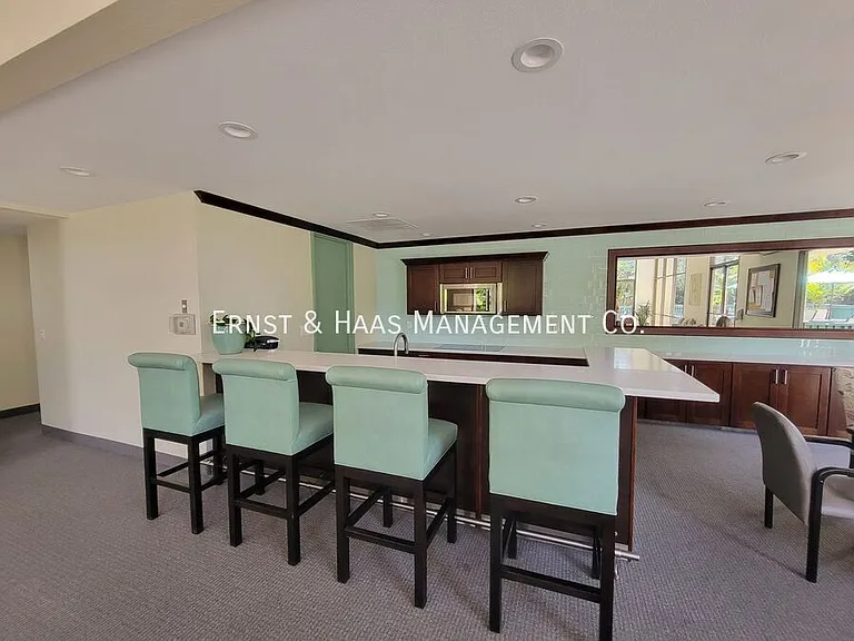 576 N Bellflower Blvd #237 — Photo 9
