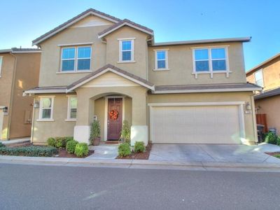 2204 Gallery Dr, Riverbank, CA, 95367