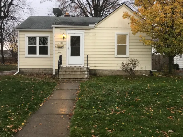 3186 Garfield Blvd, Lorain, OH 44052