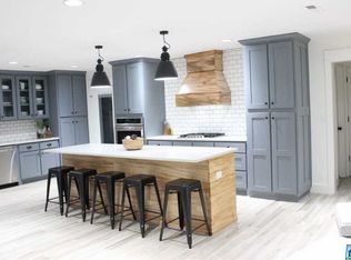 670 4th Ave W, Oneonta, AL 35121