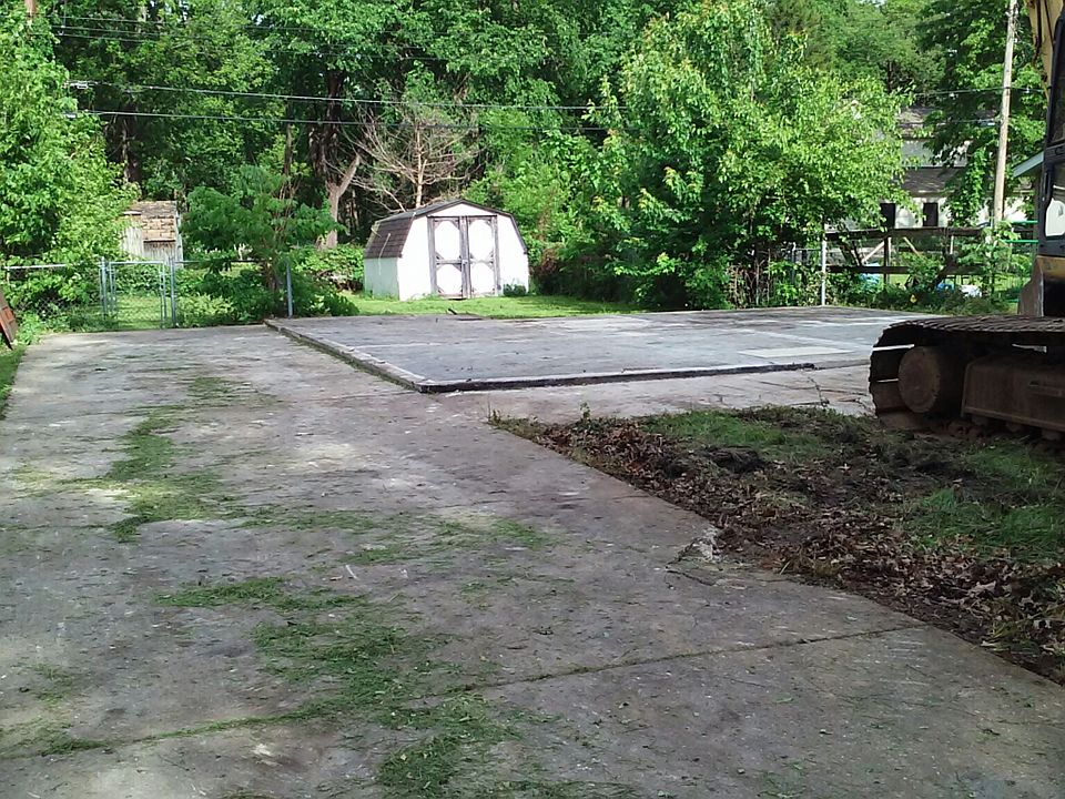 2nd image of 120 N 24th St