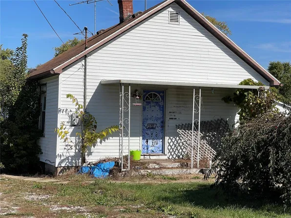 202 Fisher Ave, Sawyerville, IL 62085
