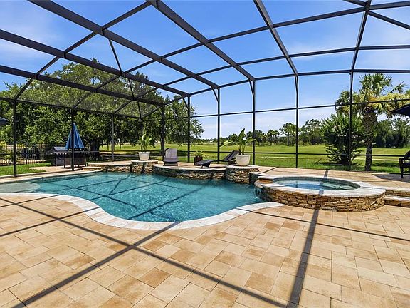 3rd image of 9918 Hatton Cir