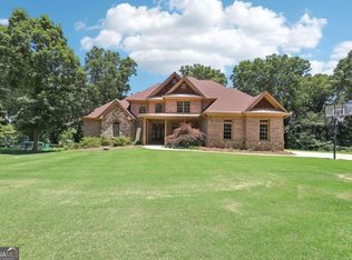 714 Old Tucker Rd, Stone Mountain, GA 30087