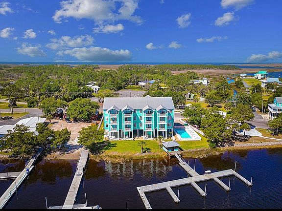 Excellent boat slip location