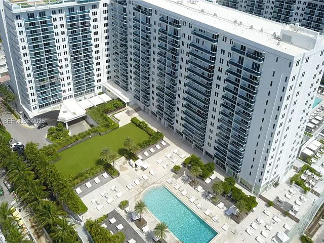 2301 Collins Ave #439 — Photo 3