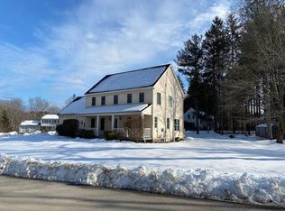 22 Valley Rd, Cape Elizabeth, ME 04107