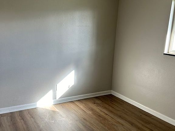 4th image of 1828 Suman Ave APT B