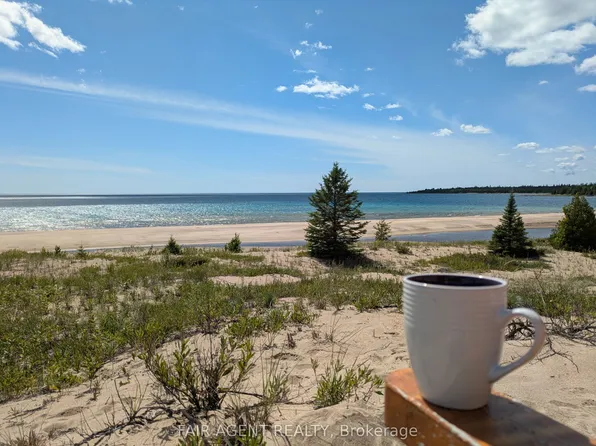 3753 Poplar Rd, Gordon/barrie Island, ON P0P 1E0