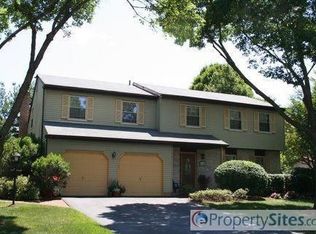 298 Cinnabar Ln, Yardley, PA 19067