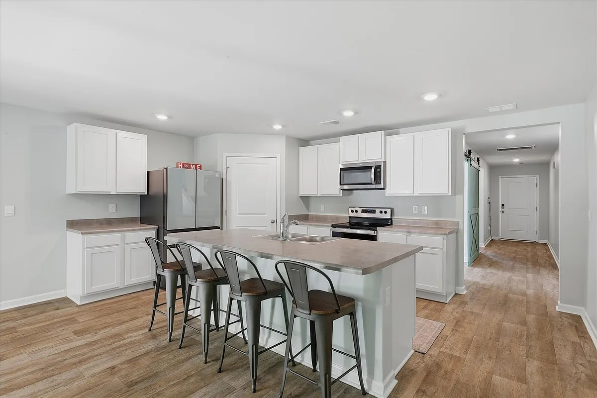 Building Photo - 177 Piping Plover Ct NE