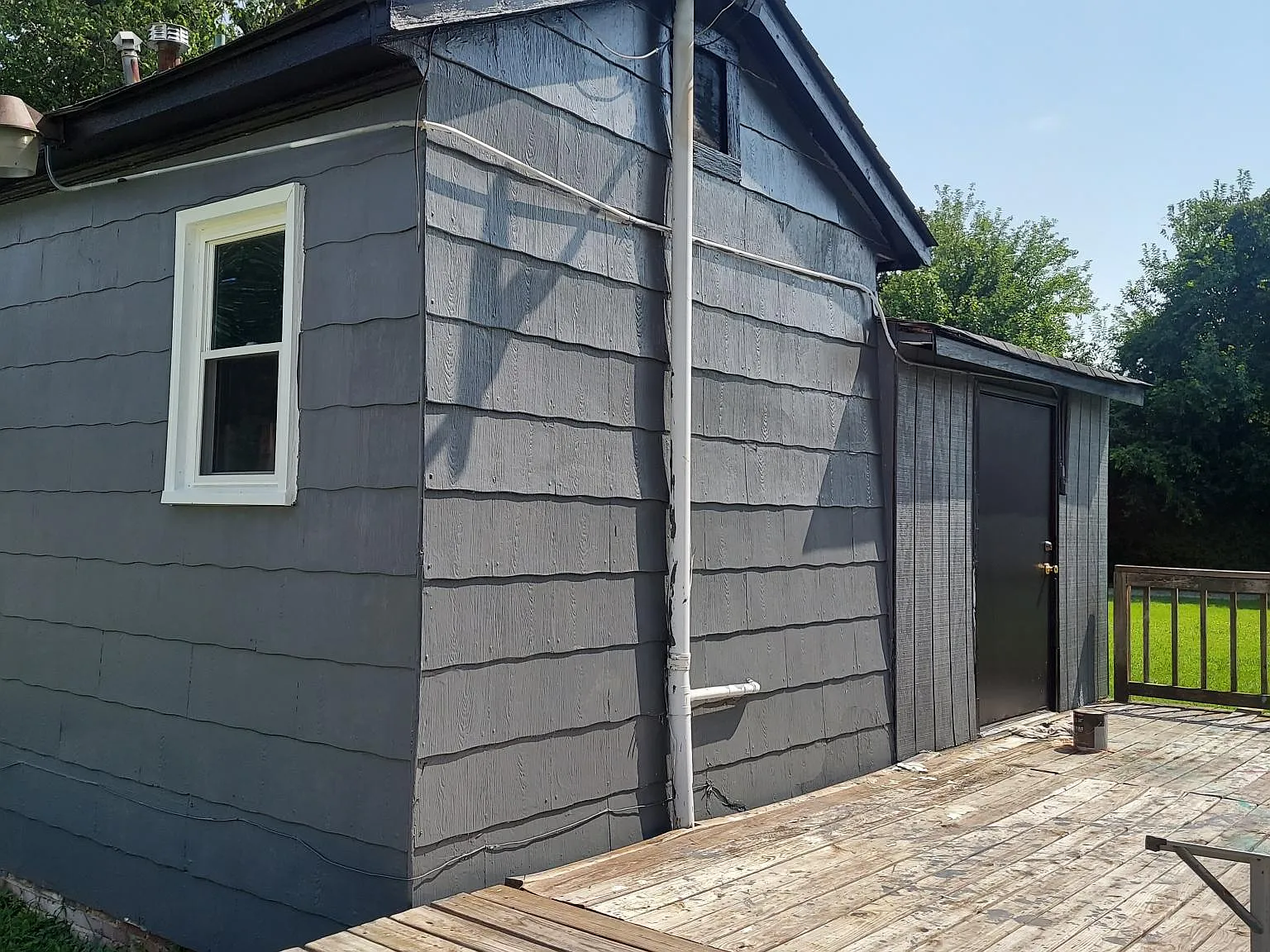 102 Byrd St — Photo 3