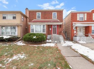 8142 S Yates Blvd, Chicago, IL 60617