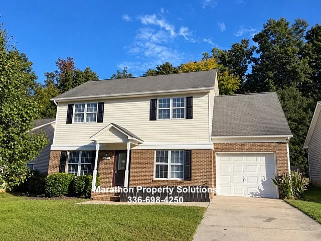 203 Collinswood Ln
