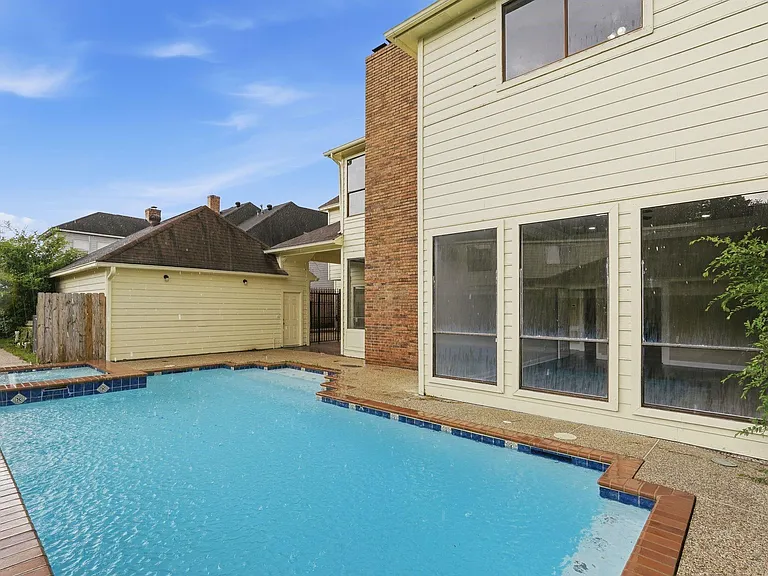 7611 Naremore Dr — Photo 38