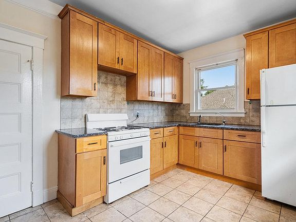 Eat in Kitchen with granite countertops