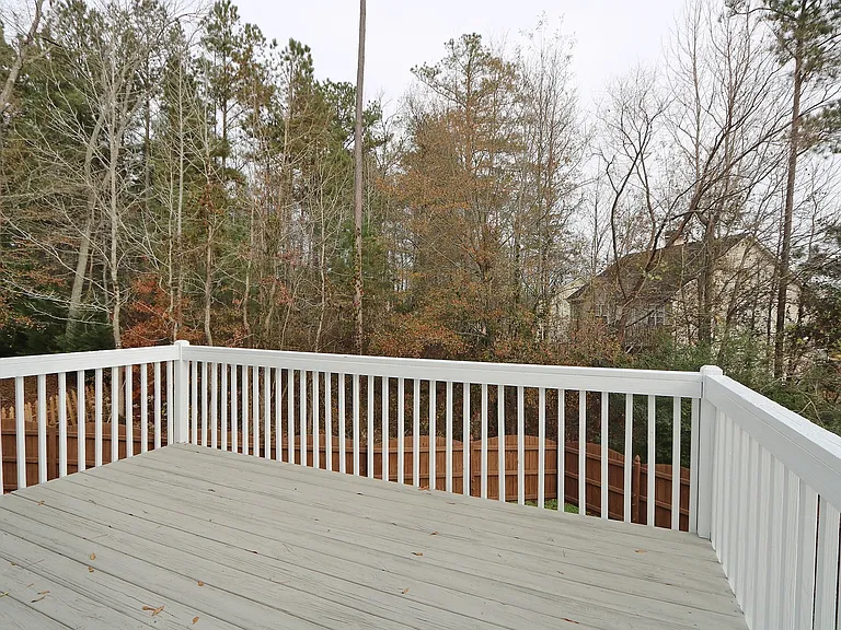 102 Providence Dr — Photo 23