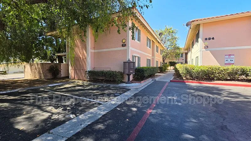 2 bed, 1.0 bath, $2,400 — Photo 1