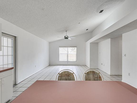 2547 Wolf Creek Drive-5