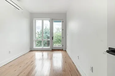 Rented by Rennit Inc.