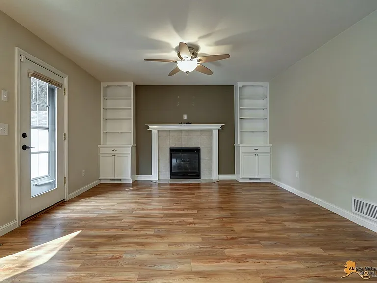 12761 Rivulet Cir — Photo 4