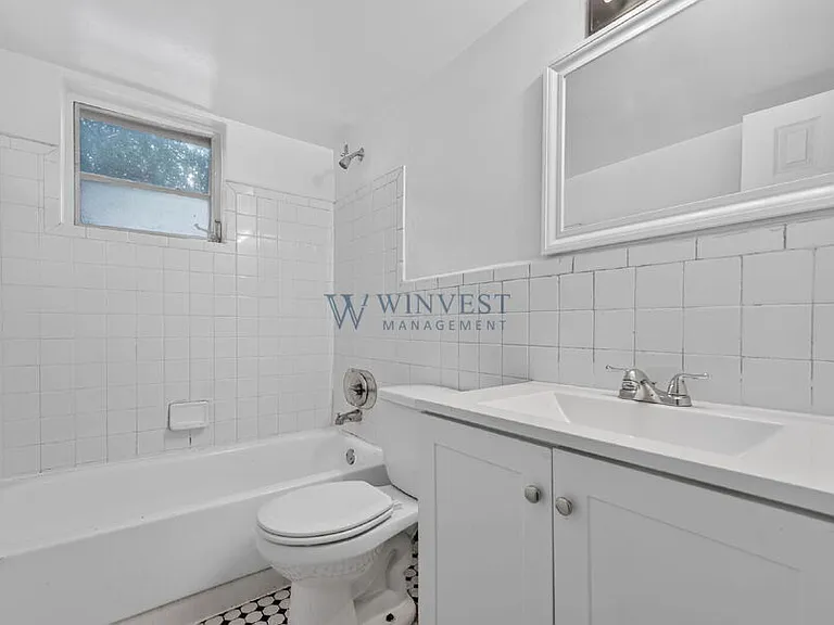 Presidential View Apartments — Photo 25