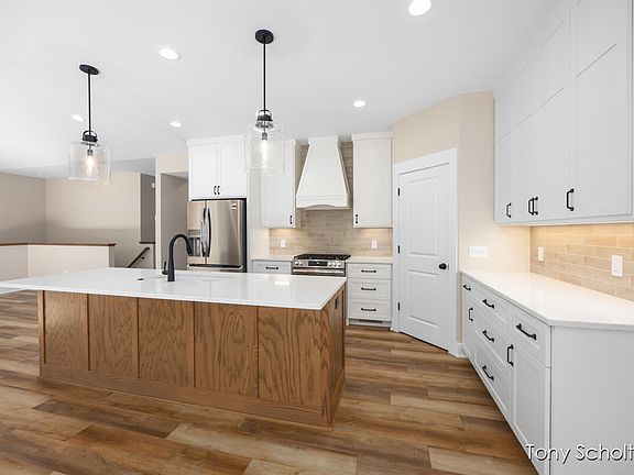 4th image of 5142 Blendon Woods Ct #6