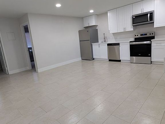 5th image of 1509 E Harmon Ave APT 107