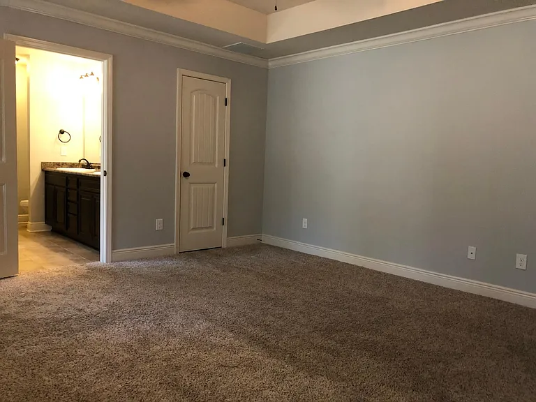 5563 Tucker Cir — Photo 10