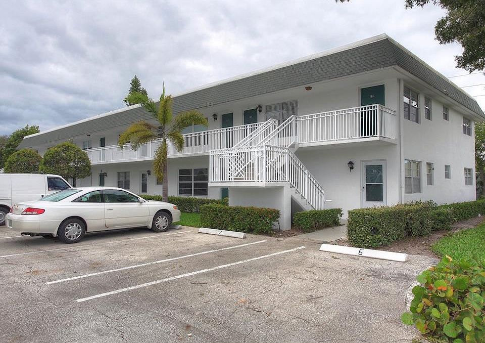 1st image of 2800 Indian River Blvd