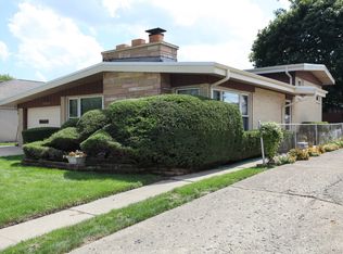 5937 Madison St, Morton Grove, IL 60053