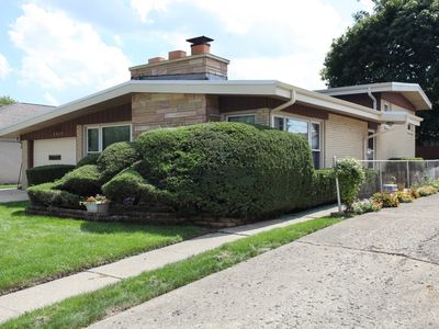 5937 Madison St, Morton Grove, IL, 60053