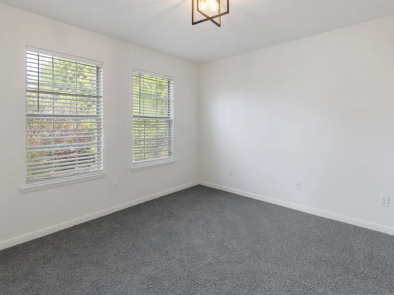 5721 Brentwood Meadows Cir — Photo 18