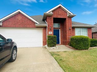 2712 Pleasant Hill Rd, Grand Prairie, TX 75052