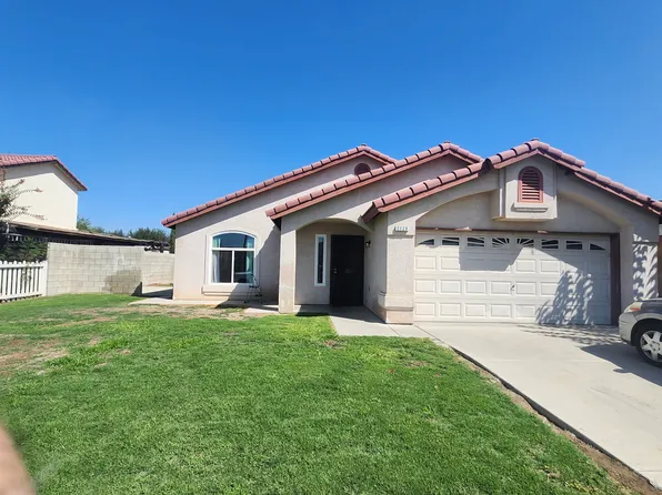 2129 Campus Dr #1, Delano, CA 93215