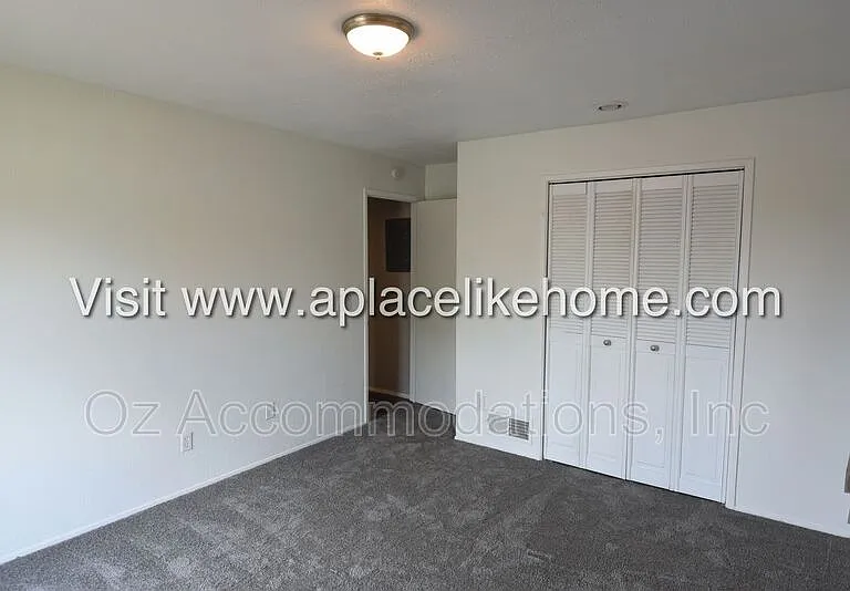 1428 NW 64th Ter — Photo 18