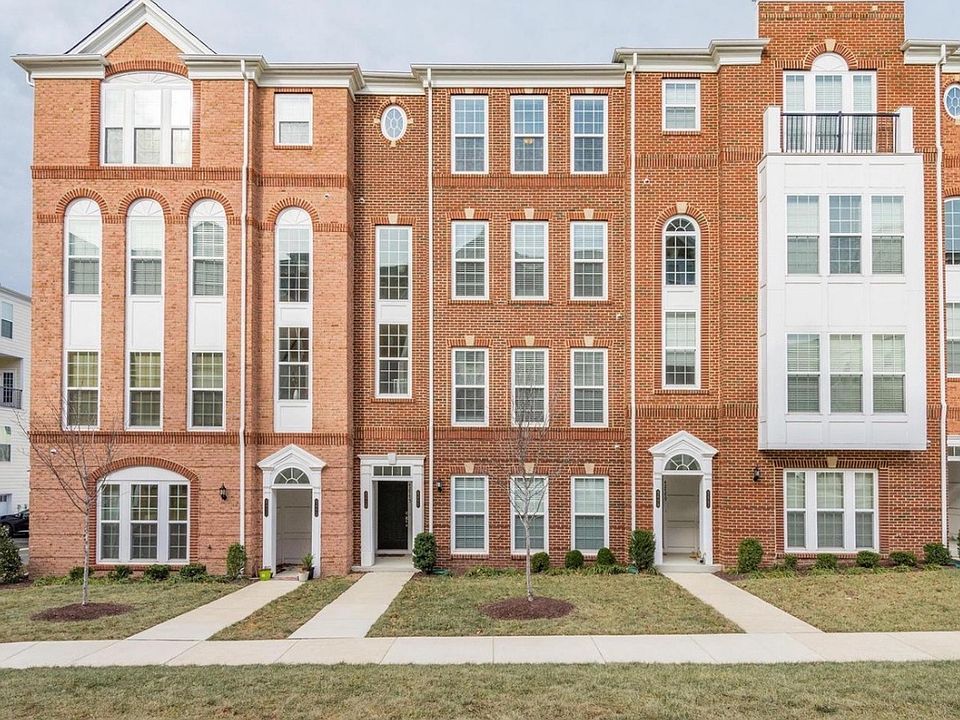 1st image of 42775 Burrell Sq Unit 7K