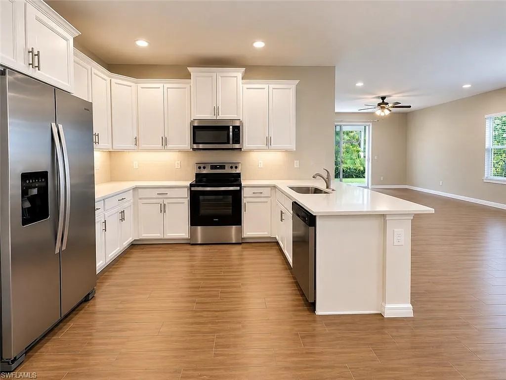 2 bed, 2.0 bath, 1503 sqft, $2,800 — Photo 2