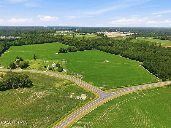 3rd image of 1175 Laurie Ellis Road