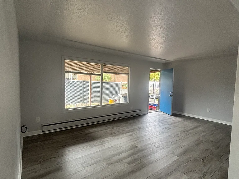 12437 SW Hall Blvd #3 — Photo 2