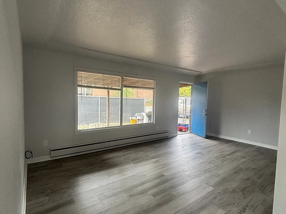 12437 SW Hall Blvd #1