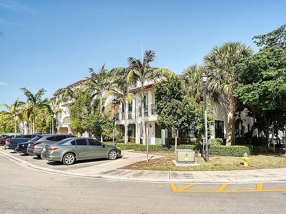 3rd image of 11303 SW 15th Street