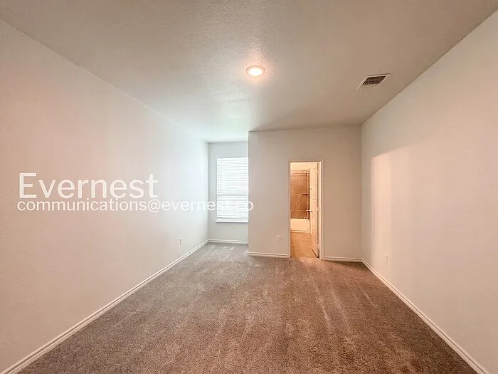 870 Freedom Cir — Photo 10