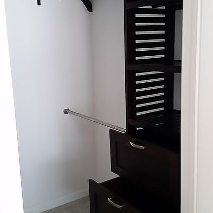 4th image of 2384 Archwood Ln Unit 10