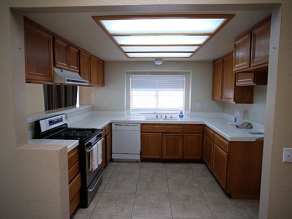 2nd image of 15641 Lake Terrace Dr